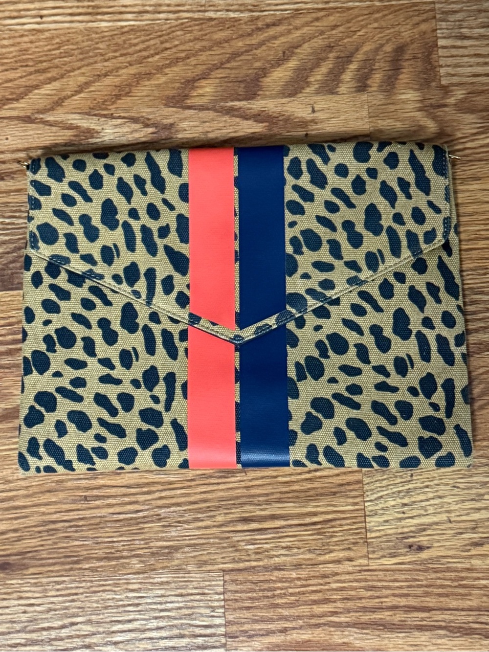 Stella & Dot Bellamy Clutch Leopard NWOT - Picture 2 of 8